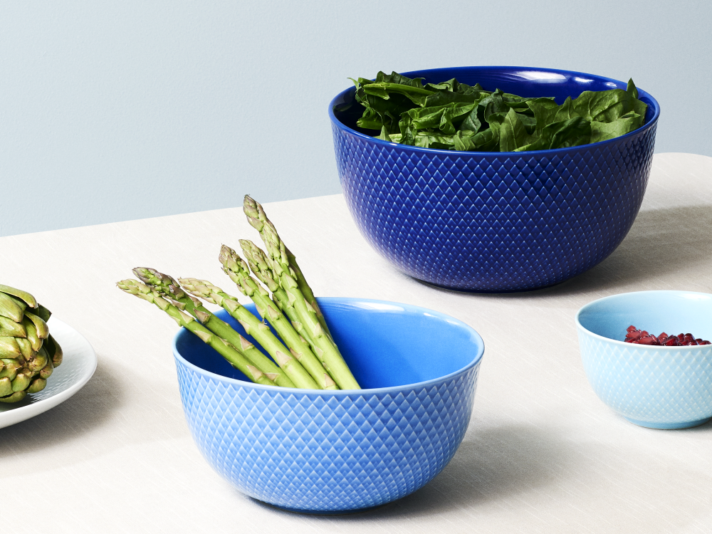 Lyngby Porcelæn Rhombe serveringsskål, blå - Ø: 17,5 cm. - Bahne